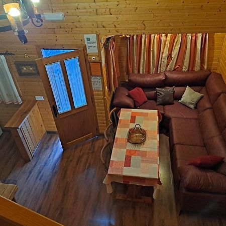 Cabanas De Madera El Rinconcillo أرويو فريو المظهر الخارجي الصورة