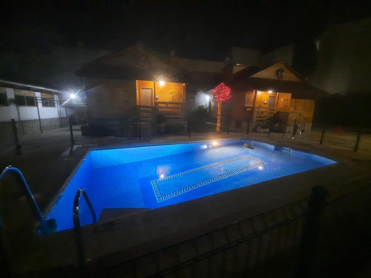 Cabanas De Madera El Rinconcillo أرويو فريو المظهر الخارجي الصورة