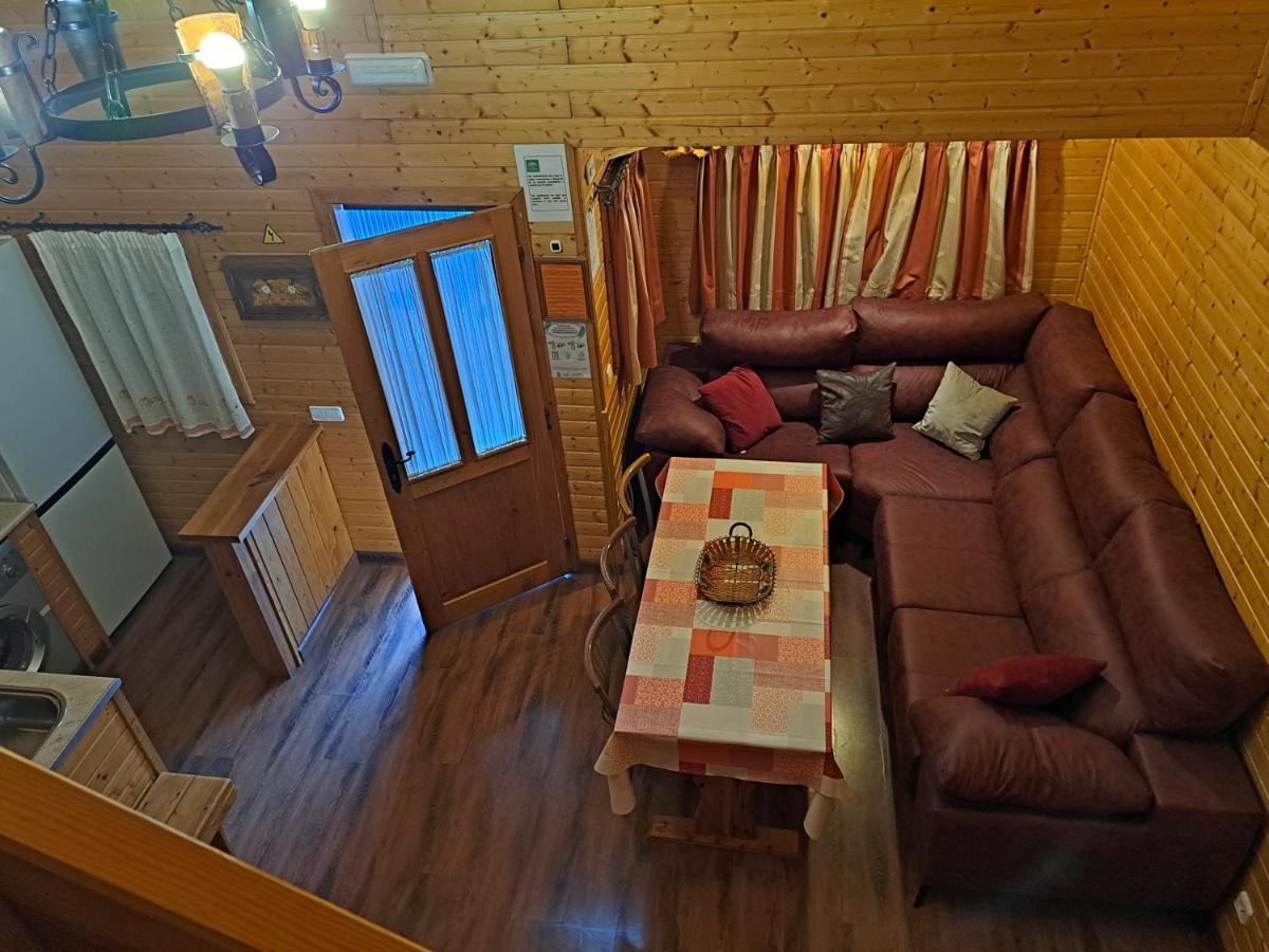 Cabanas De Madera El Rinconcillo أرويو فريو المظهر الخارجي الصورة