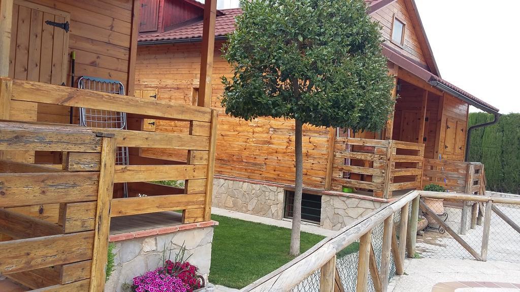 Cabanas De Madera El Rinconcillo أرويو فريو المظهر الخارجي الصورة