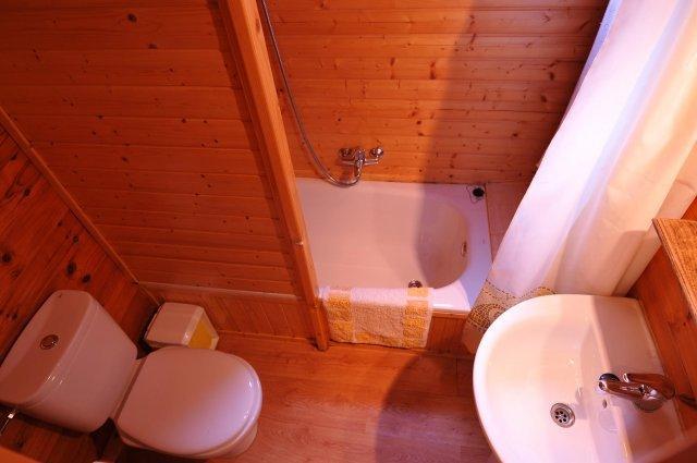 Cabanas De Madera El Rinconcillo أرويو فريو الغرفة الصورة