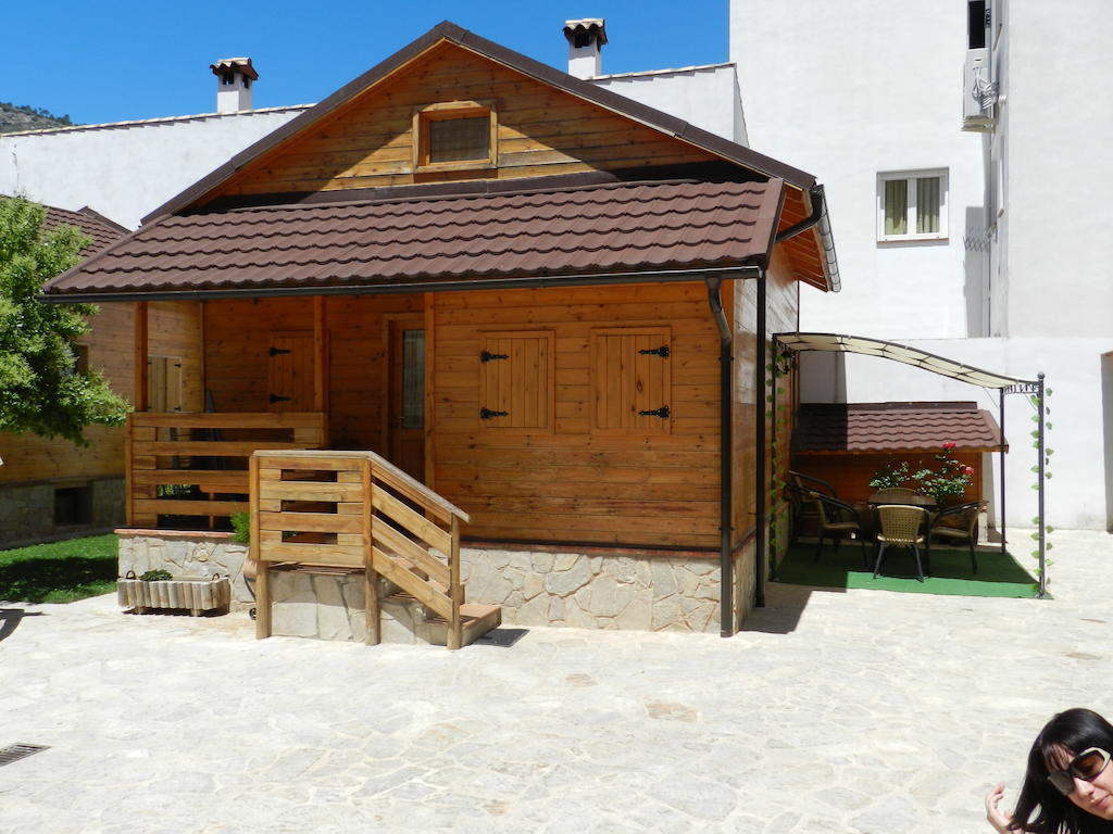 Cabanas De Madera El Rinconcillo أرويو فريو الغرفة الصورة