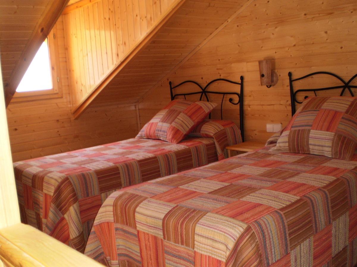 Cabanas De Madera El Rinconcillo أرويو فريو المظهر الخارجي الصورة